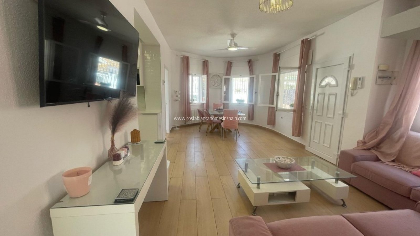 Sale - Detached Villa - Playa Flamenca - Costa Blanca South