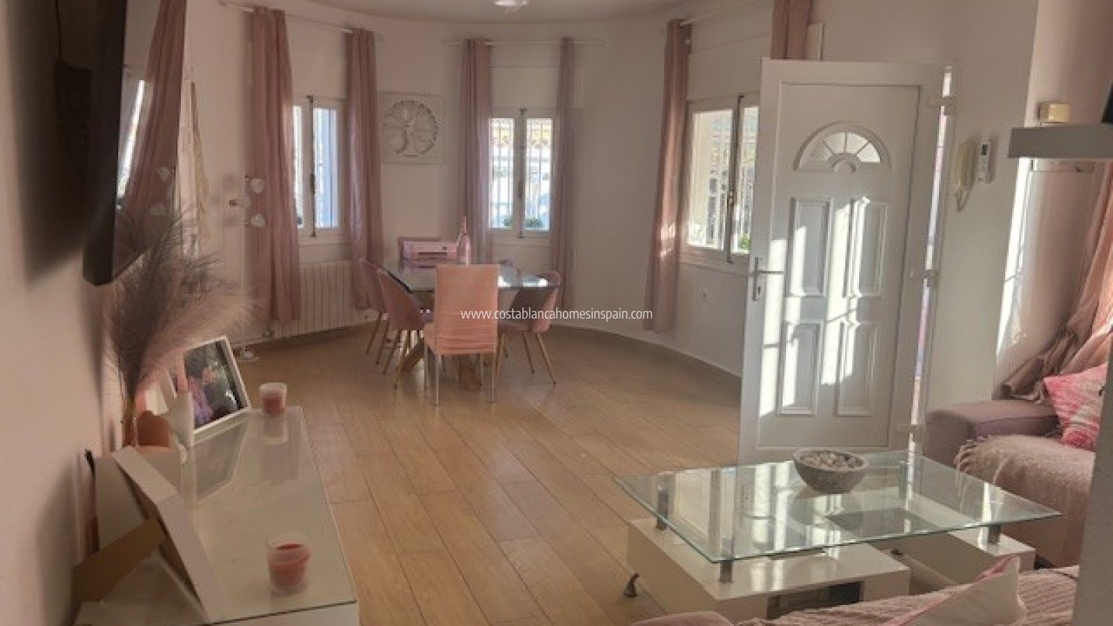 Sale - Detached Villa - Playa Flamenca - Costa Blanca South