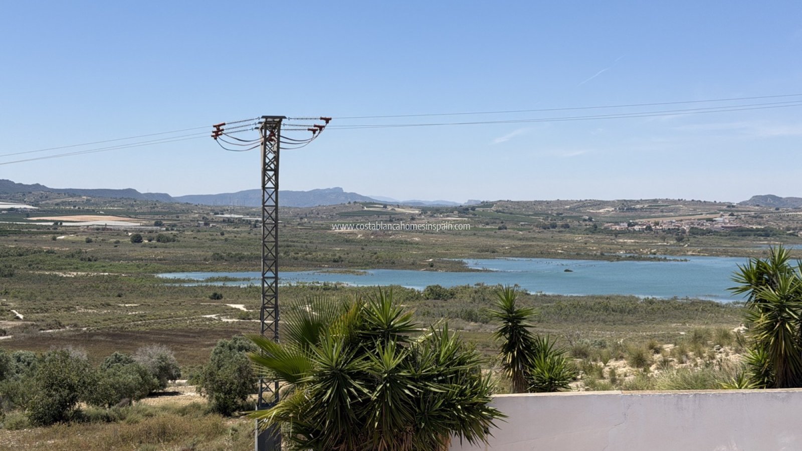 Sale - Detached Villa -  - Torremendo