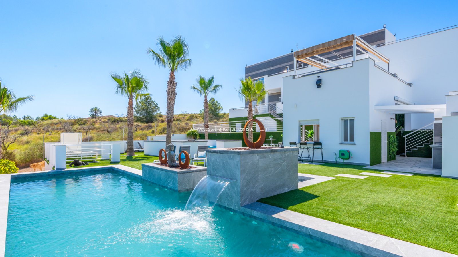 Sale - Detached Villa -  - Torremendo