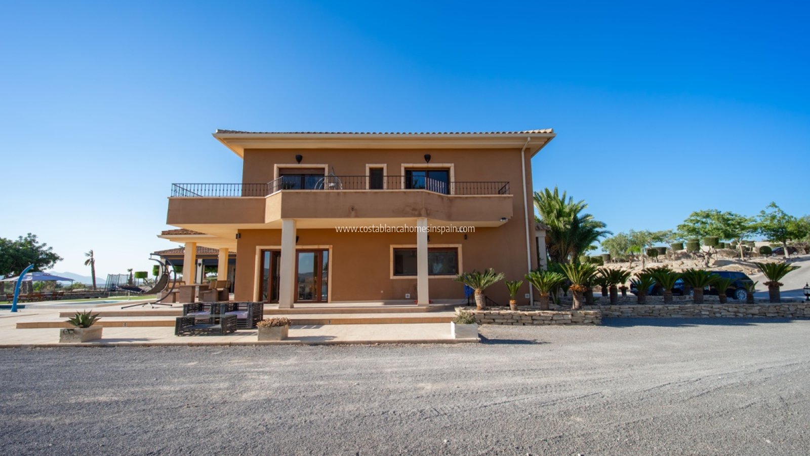 Sale - Detached Villa -  - Torremendo