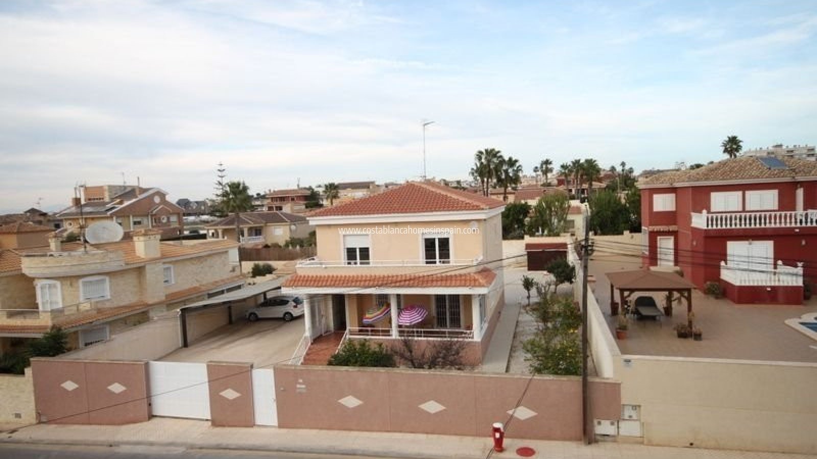 Sale - Detached Villa - Torrevieja - Aguas Nuevas