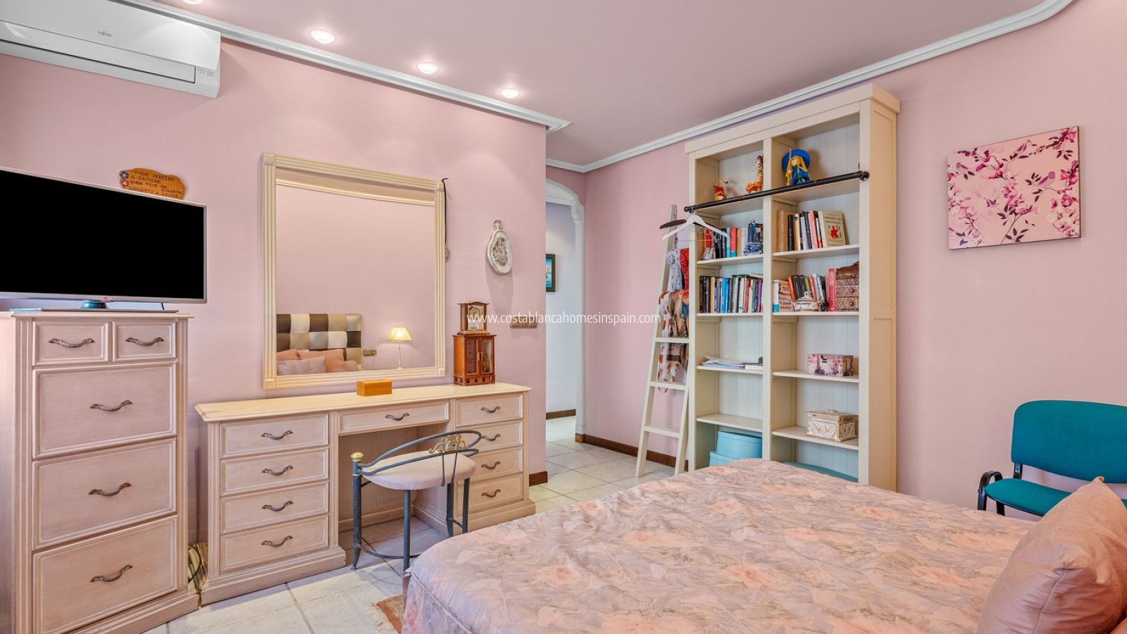 Sale - Detached Villa - Torrevieja - La Mata
