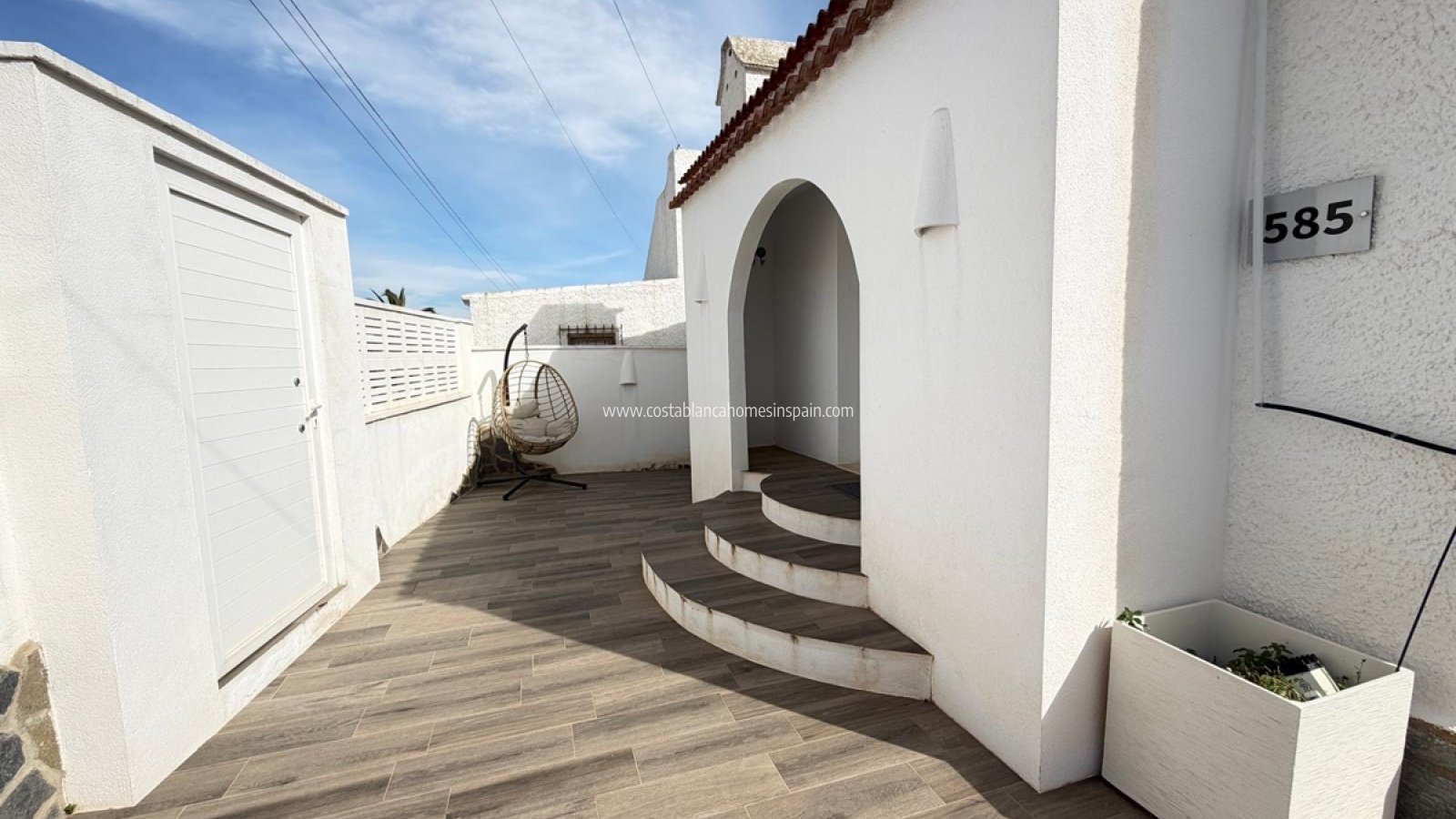 Sale - Detached Villa - Villamartin - Blue Lagoon