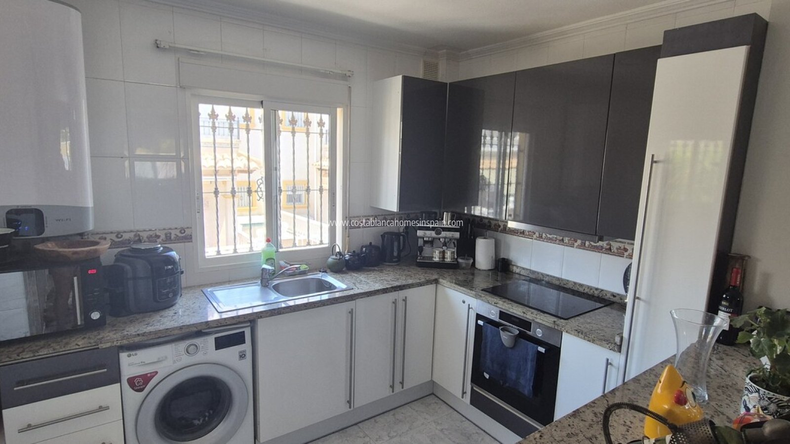 Sale - Detached Villa - Villamartin - Costa Blanca