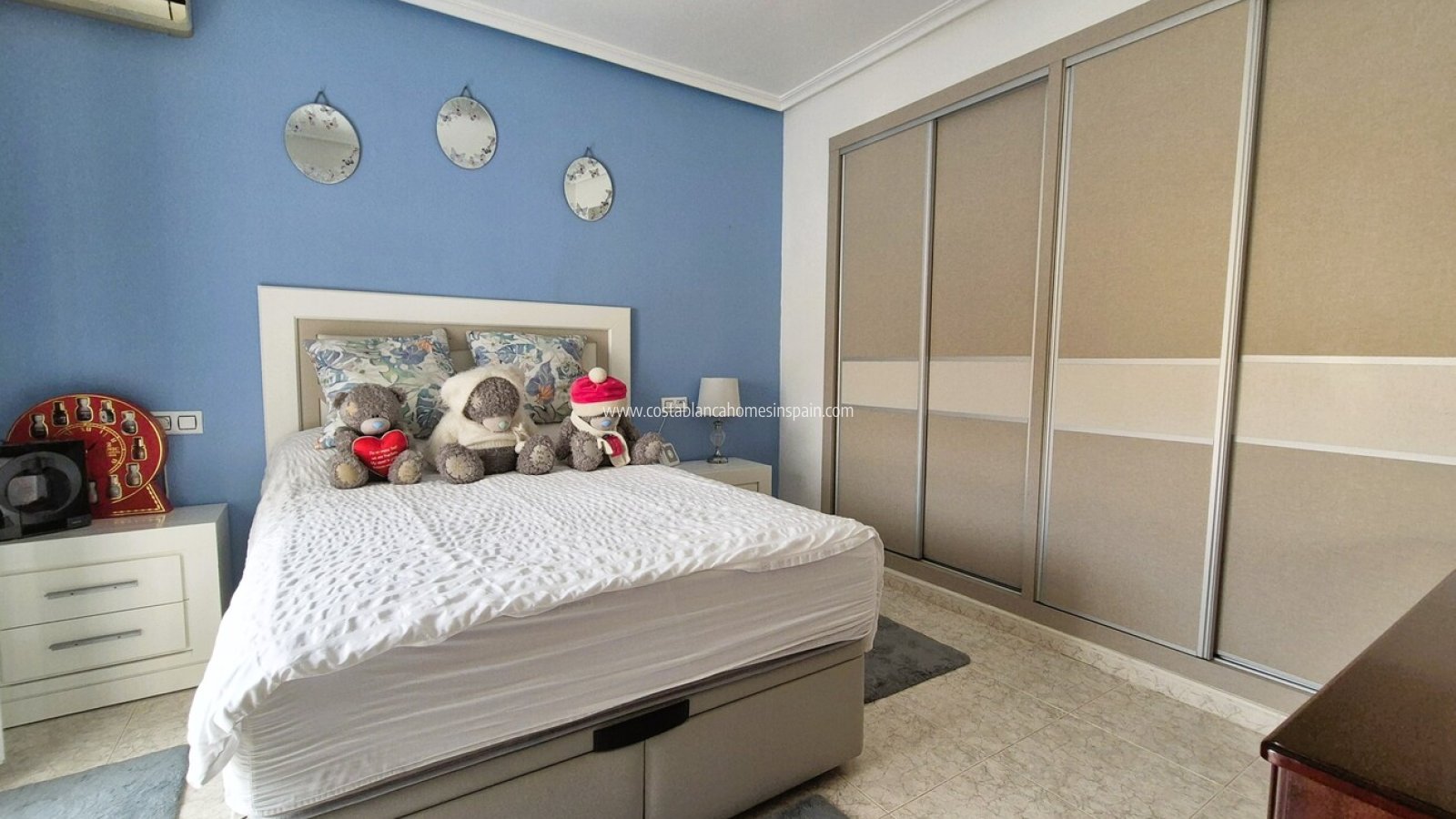 Sale - Detached Villa - Villamartin - Costa Blanca