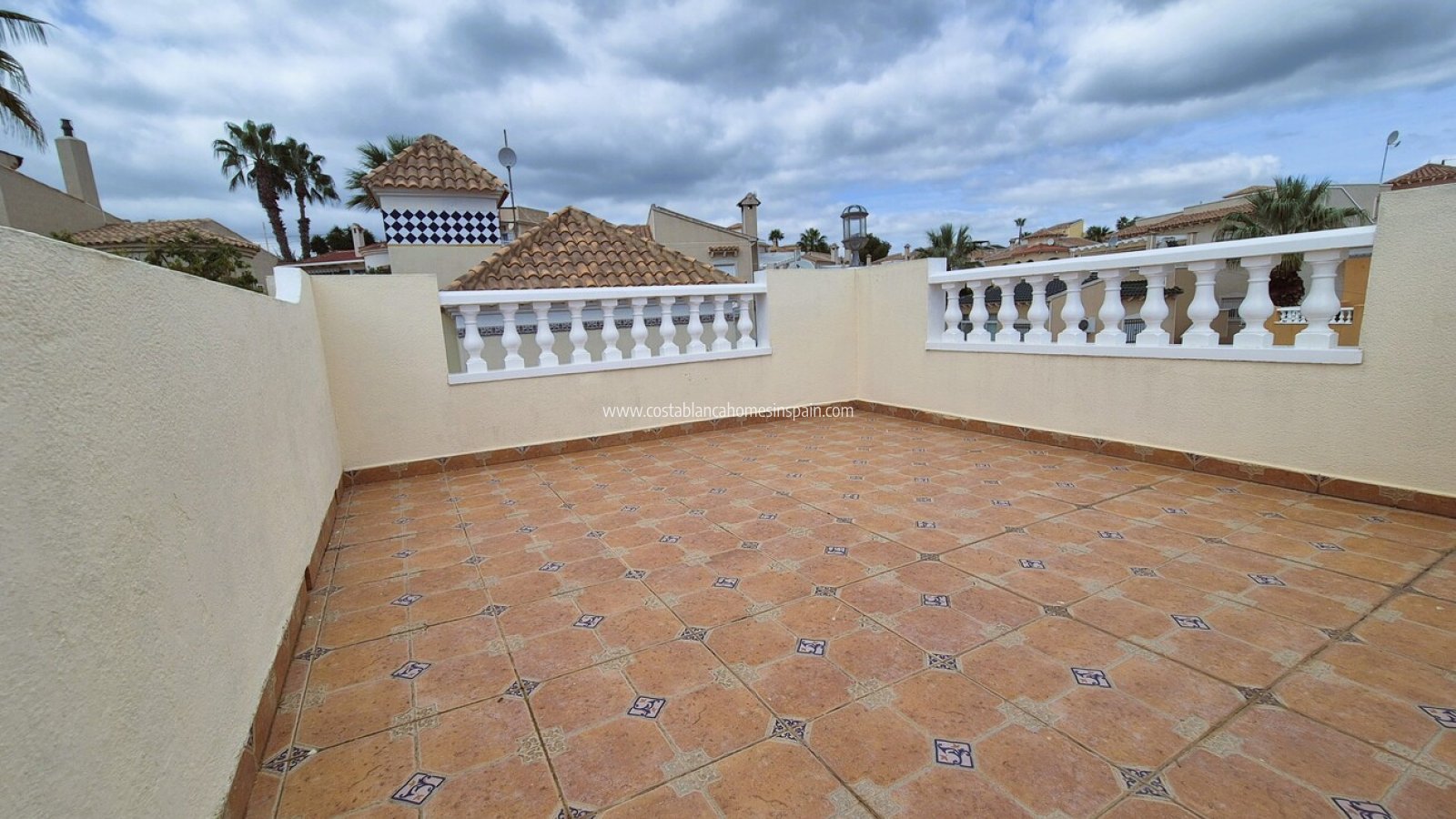 Sale - Detached Villa - Villamartin - Costa Blanca