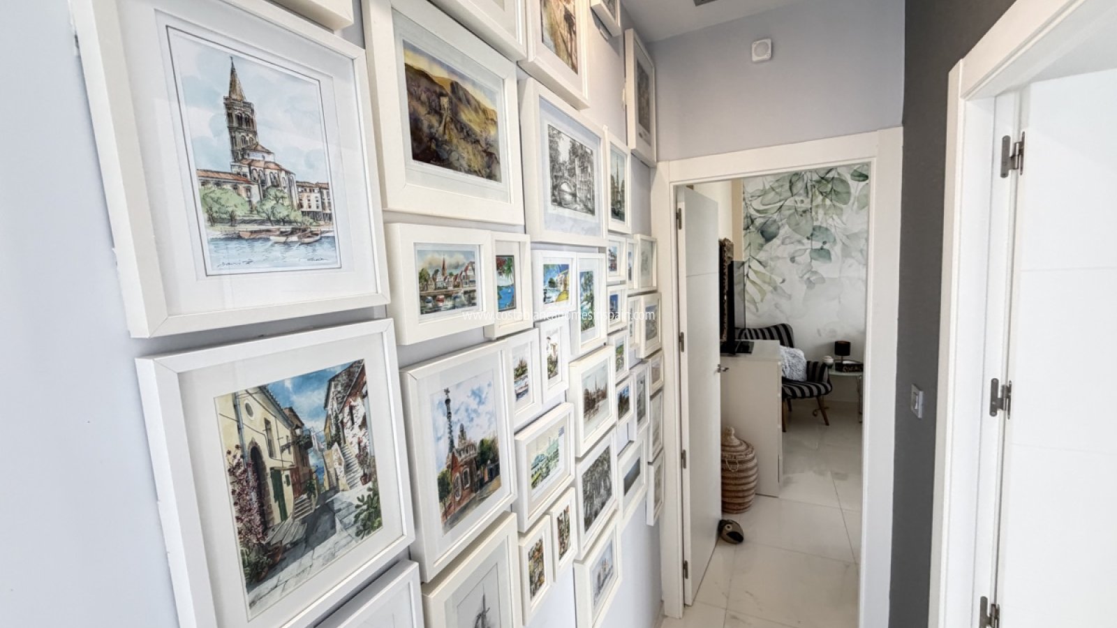 Sale - Detached Villa - Villamartin