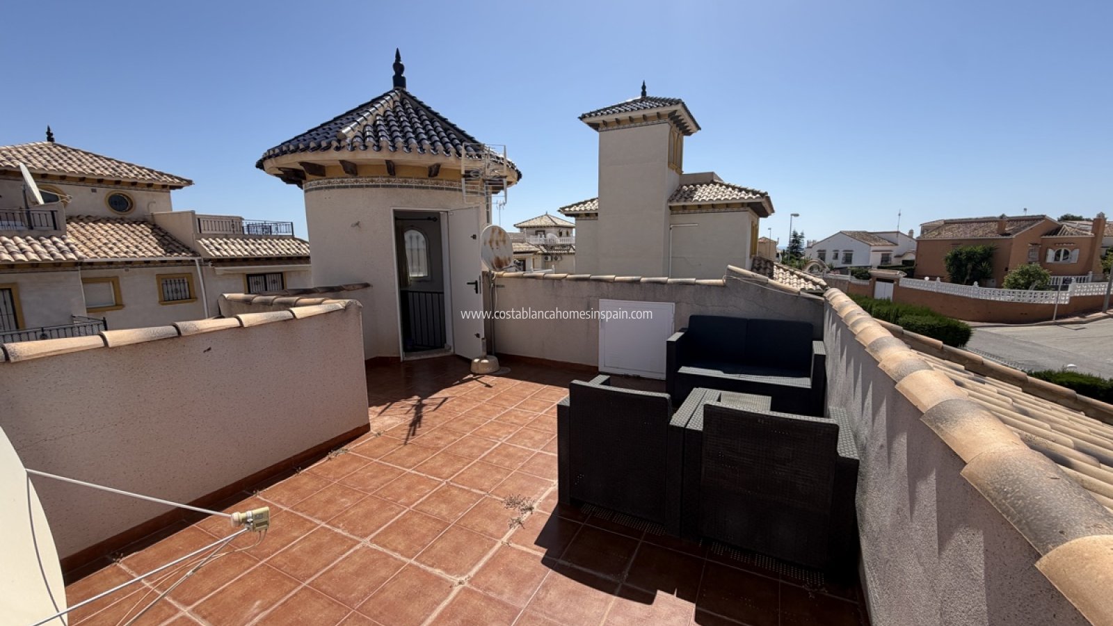 Sale - Detached Villa - Villamartin