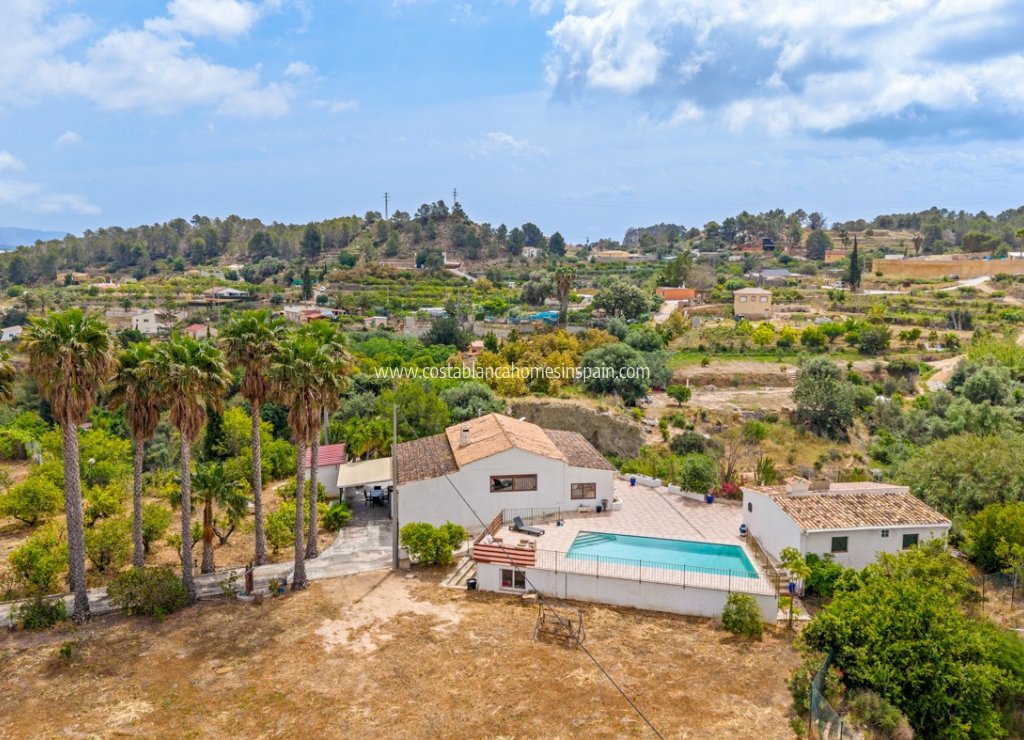Sale - Finca - La Nucia - La nucia