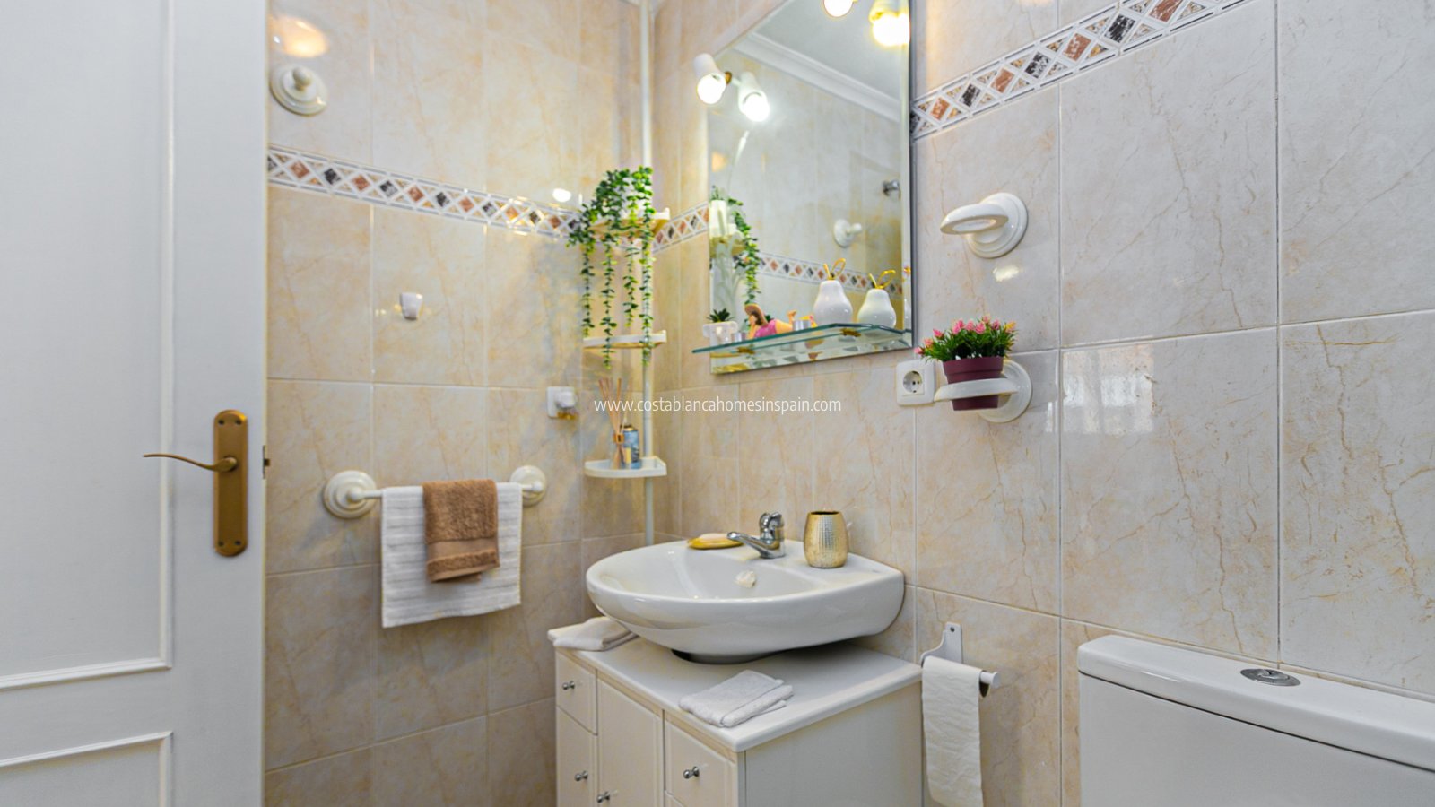 Sale - Semi - Detached Villa - Mil Palmeras - Riomar