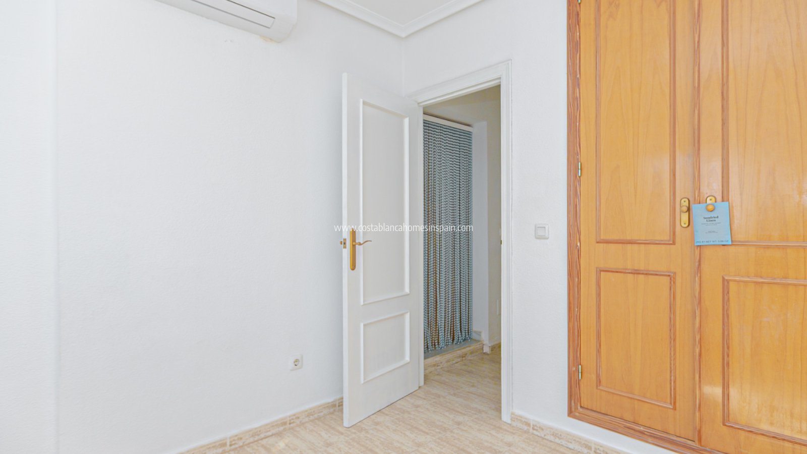 Sale - Semi - Detached Villa - Mil Palmeras - Riomar