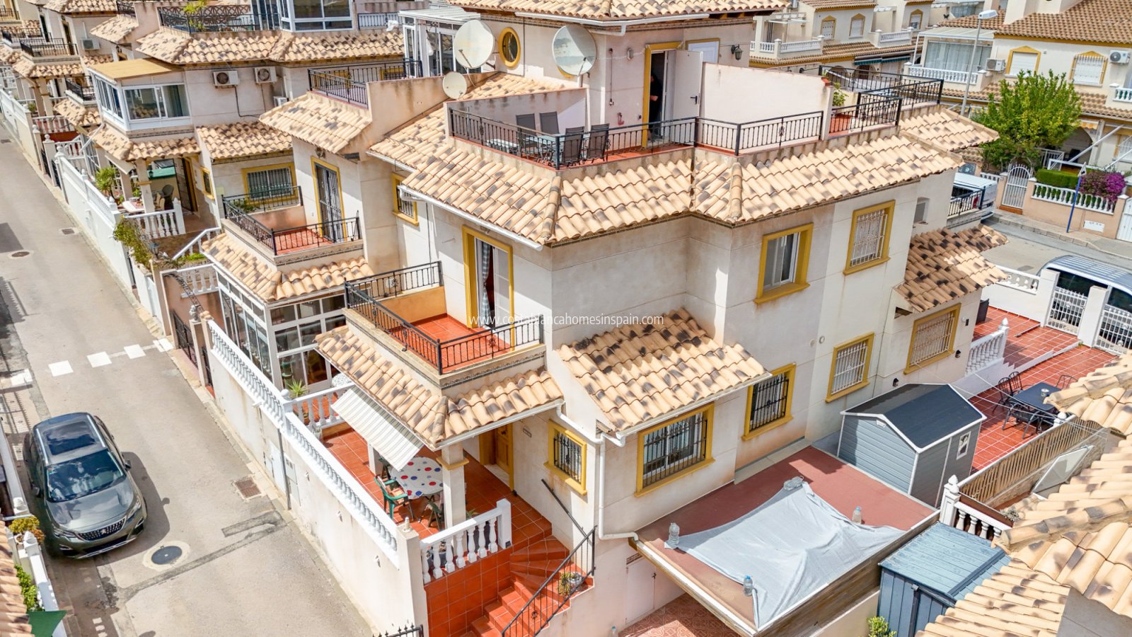 Sale - Semi - Detached Villa - Orihuela - La Zenia