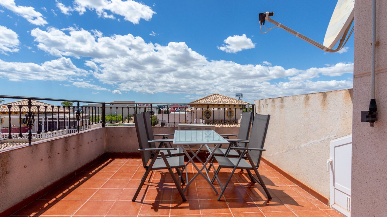 Sale - Semi - Detached Villa - Orihuela - La Zenia