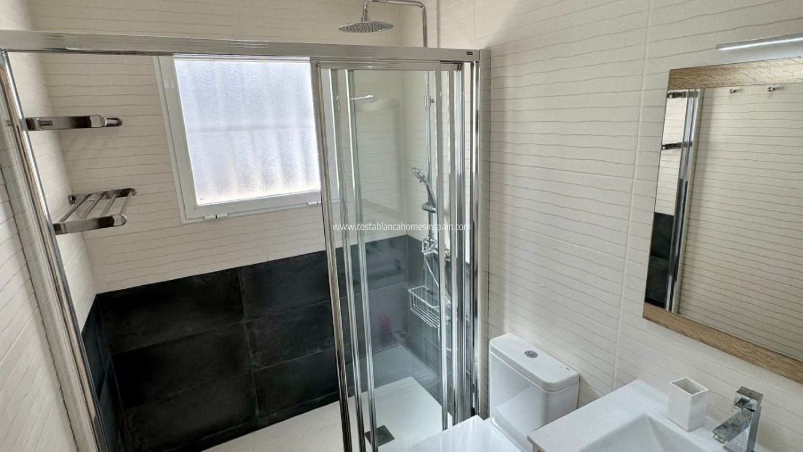 Sale - Semi - Detached Villa - Torrevieja - Torretas