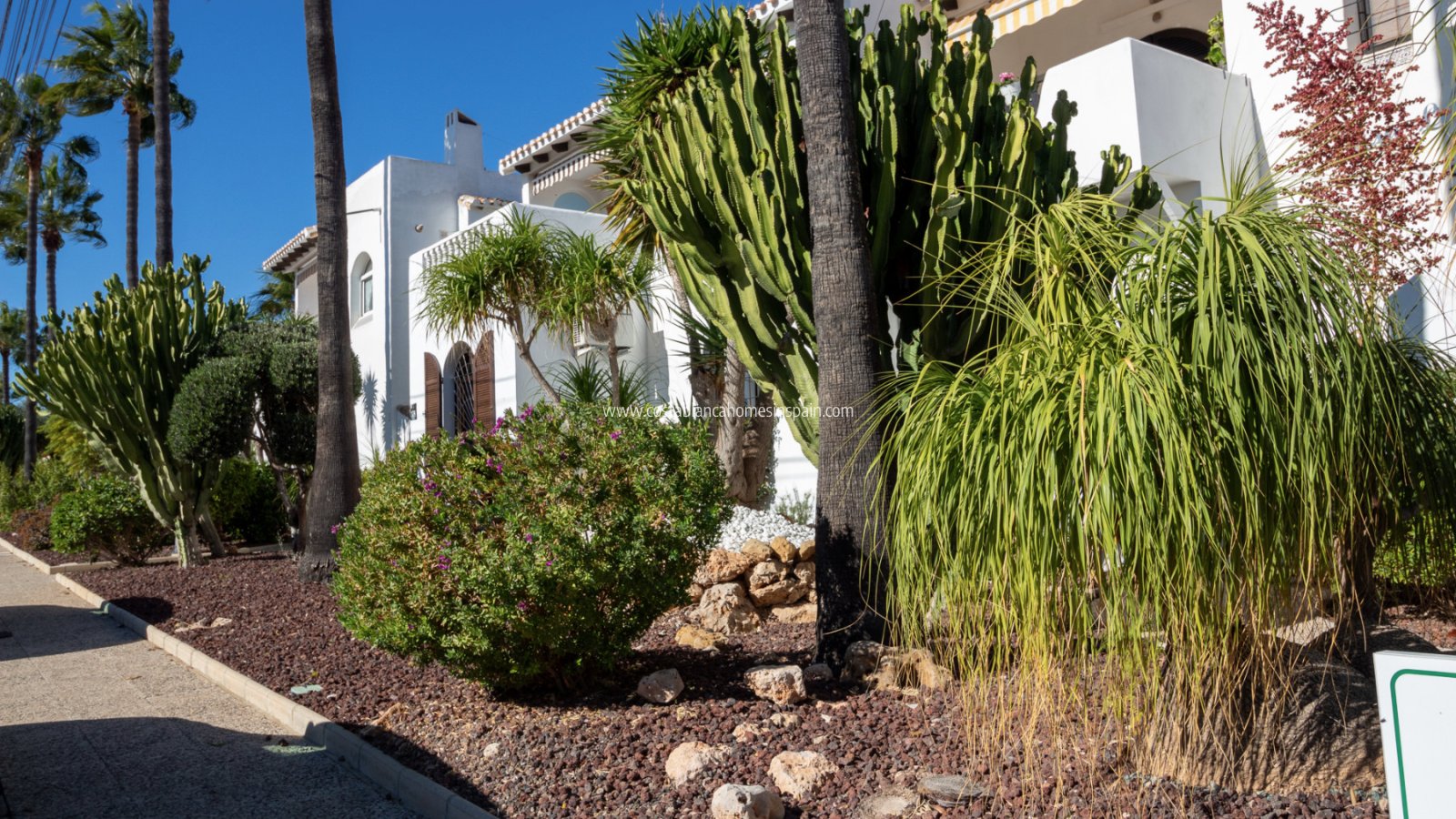 Sale - Semi - Detached Villa - Villamartin - Fortuna