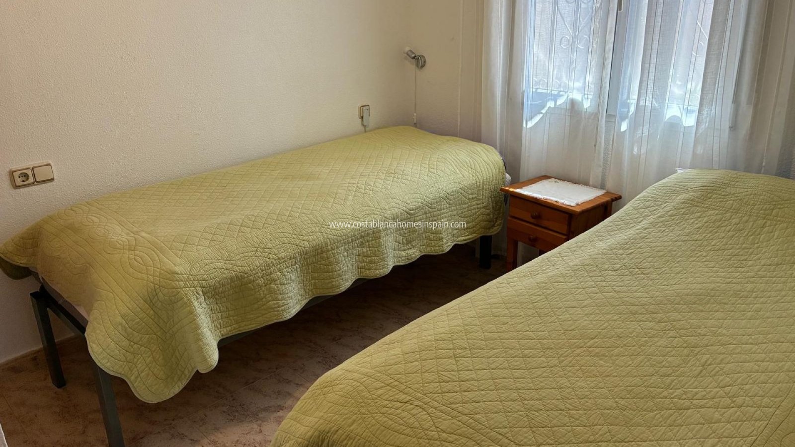 Sale - Semi - Detached Villa - Villamartin