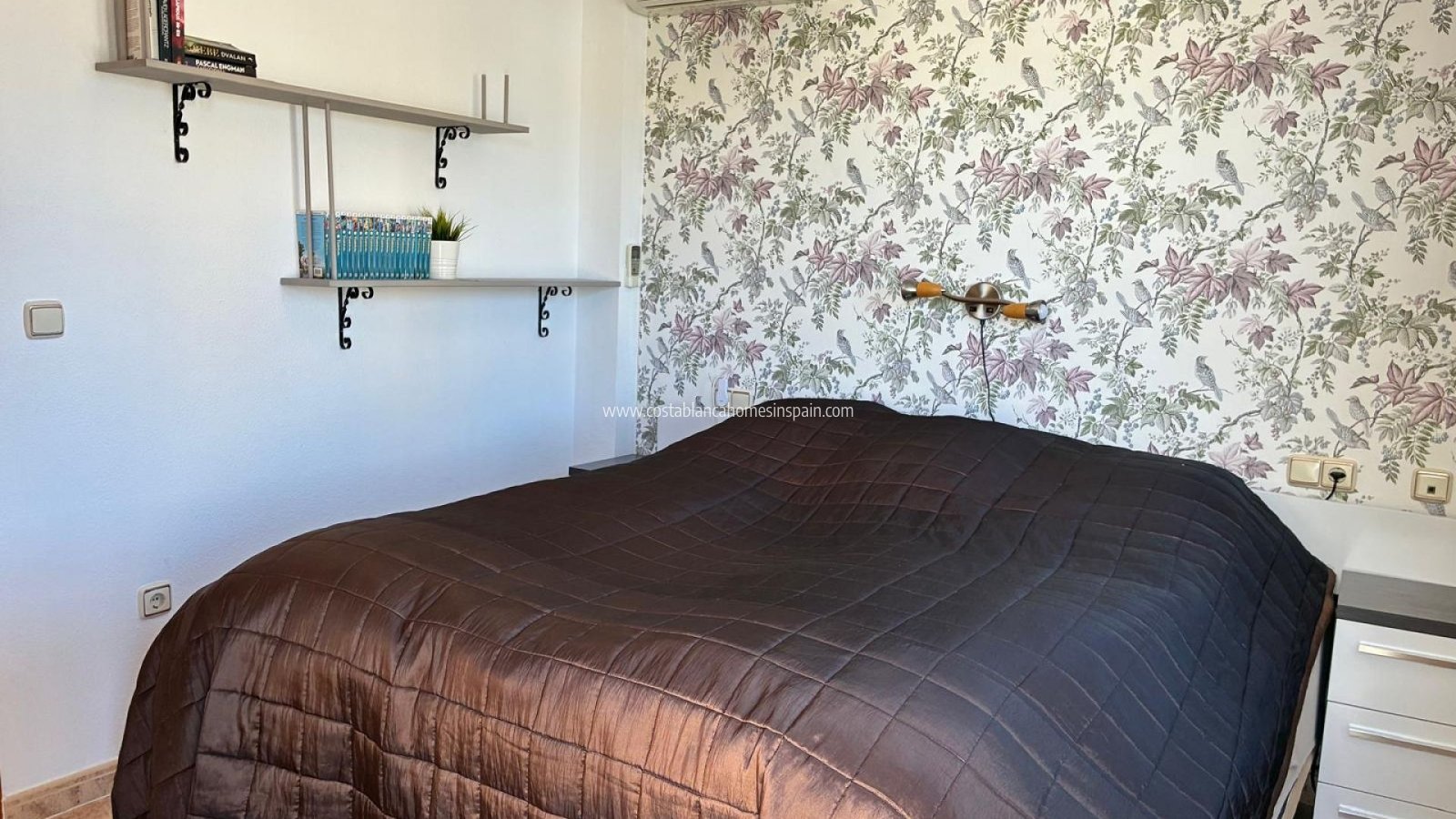 Sale - Semi - Detached Villa - Villamartin