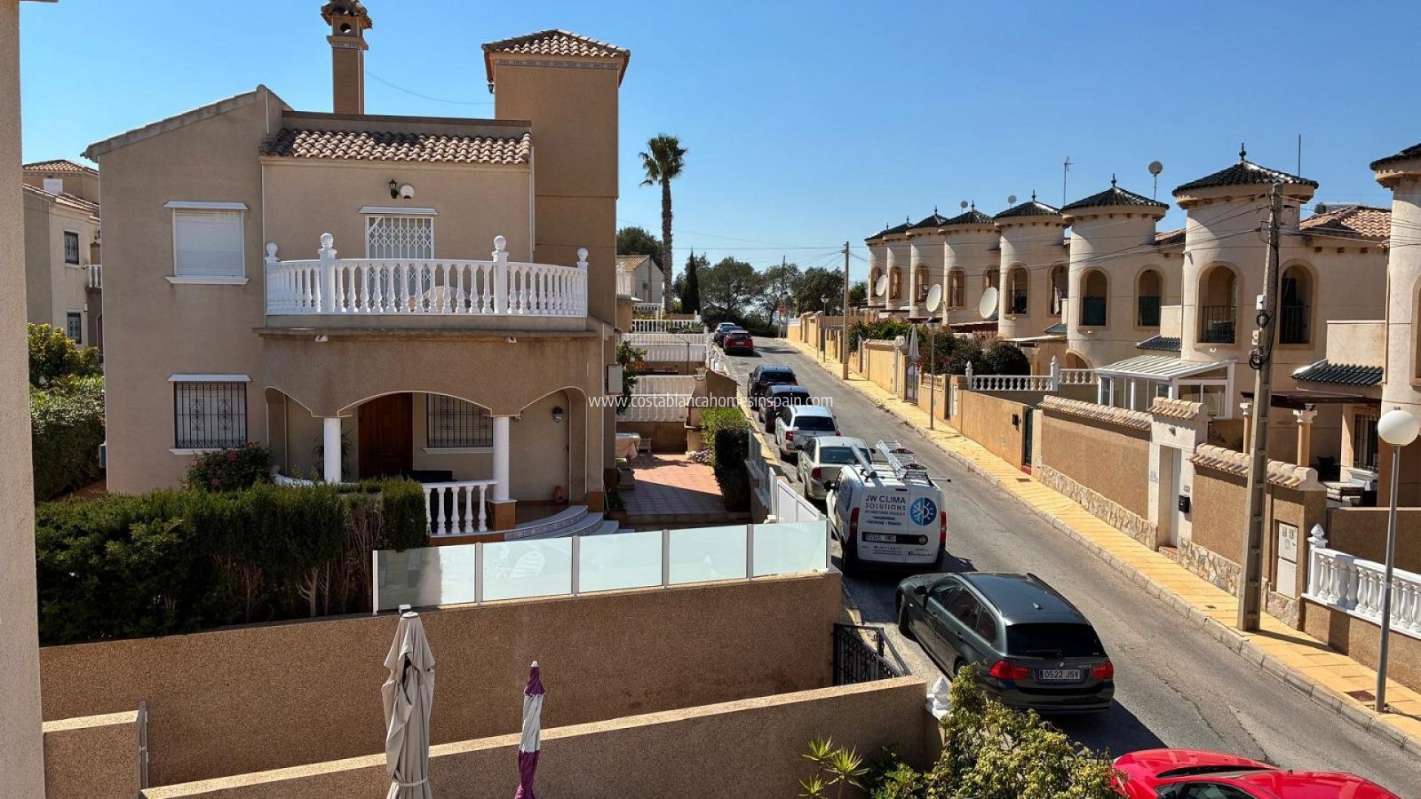 Sale - Semi - Detached Villa - Villamartin