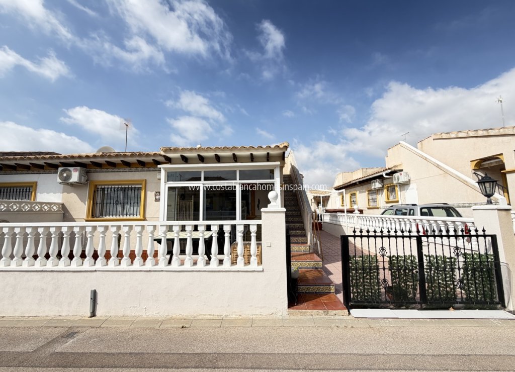 Sale - Townhouse - La Zenia
