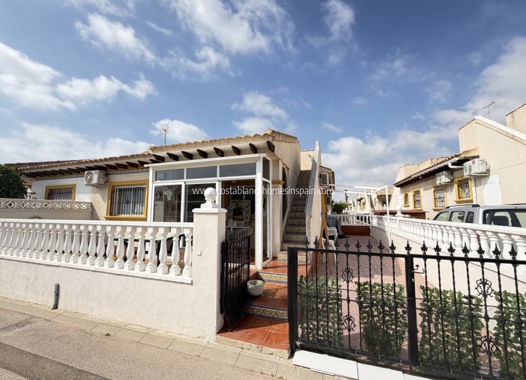 Sale - Townhouse - La Zenia