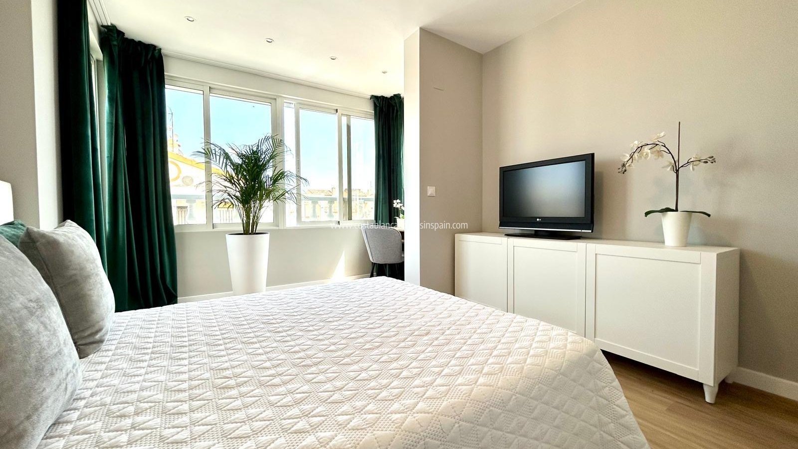 Sale - Townhouse - Los Altos