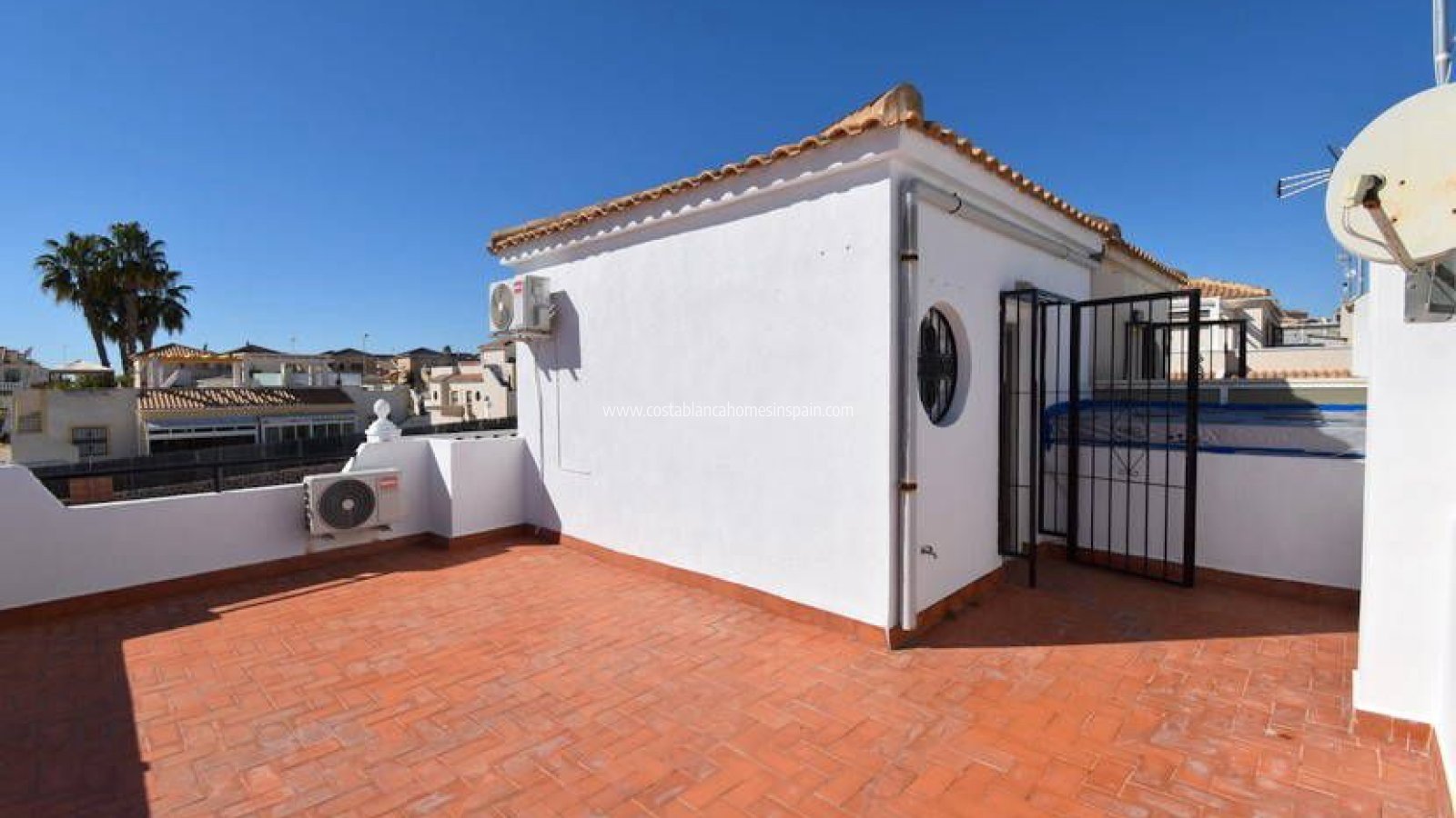 Sale - Townhouse - Punta Prima