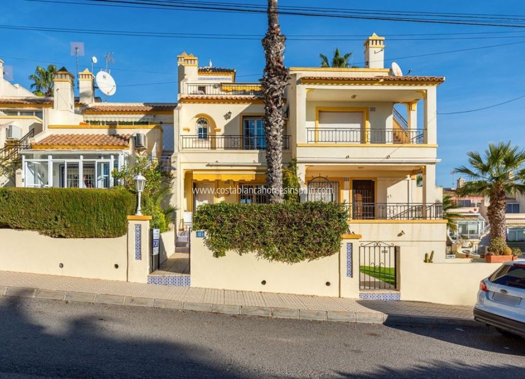 Sale - Townhouse - Villamartin
