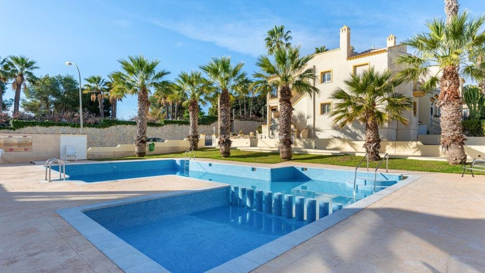 Sale - Townhouse - Villamartin