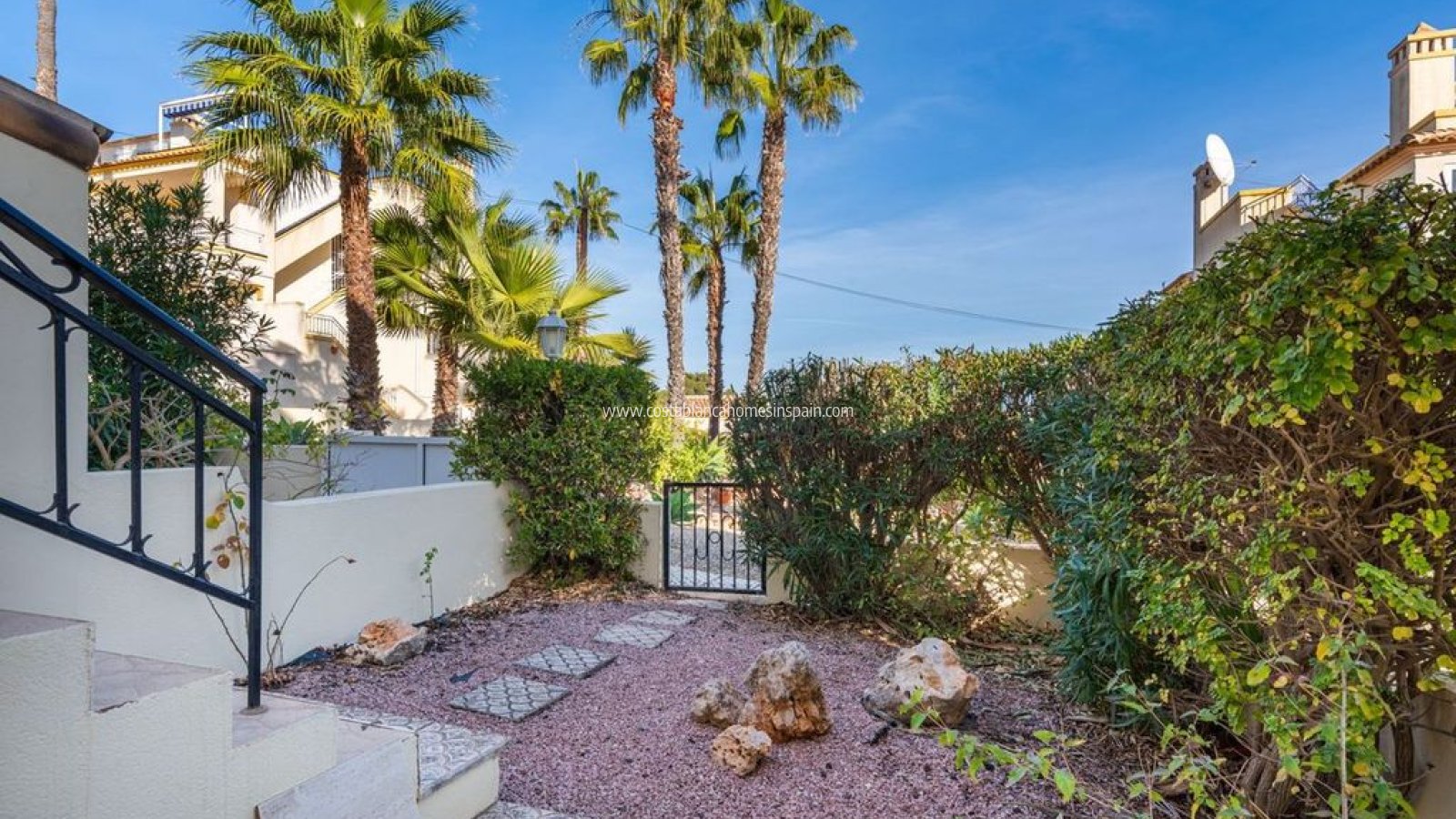 Sale - Townhouse - Villamartin