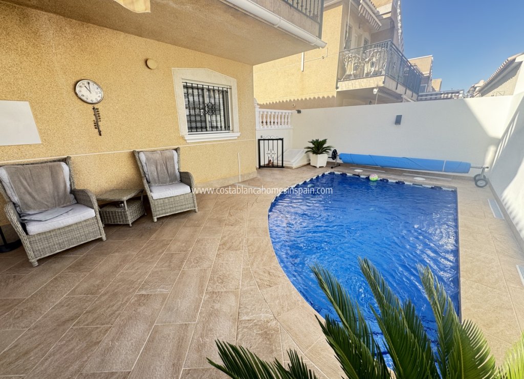 Sale -  - Villamartin