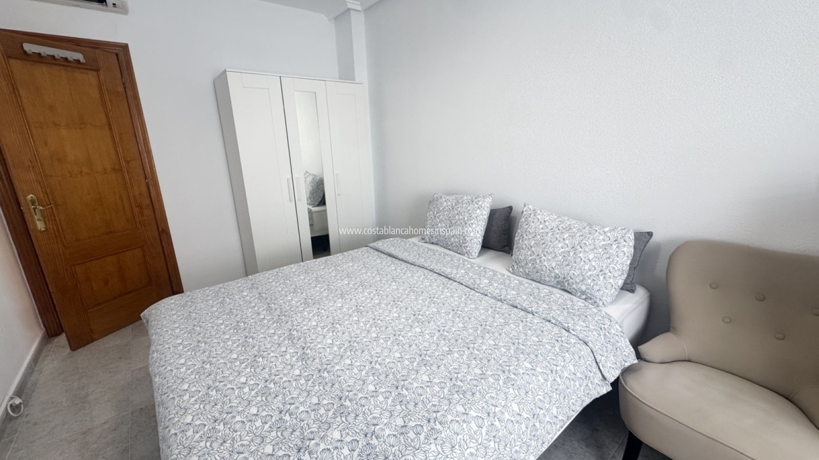 Sale -  - Villamartin