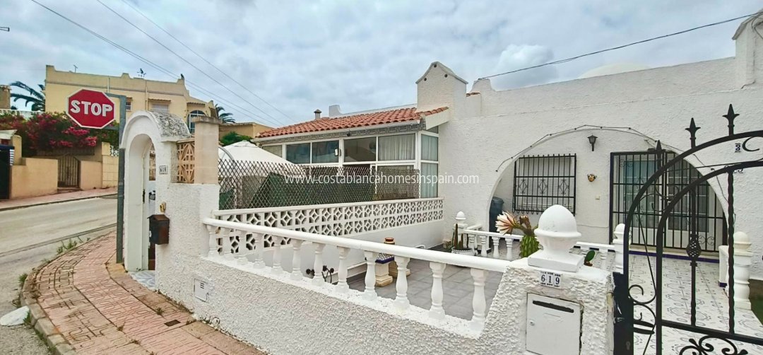 Semi - Detached Villa - Használt - Villamartin - Villamartin