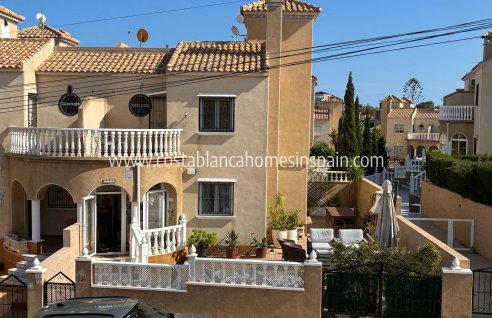 Semi - Detached Villa - Resale - Villamartin - Villamartin