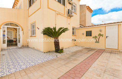 Townhouse - Re-salg - Playa Flamenca - Costa Blanca South