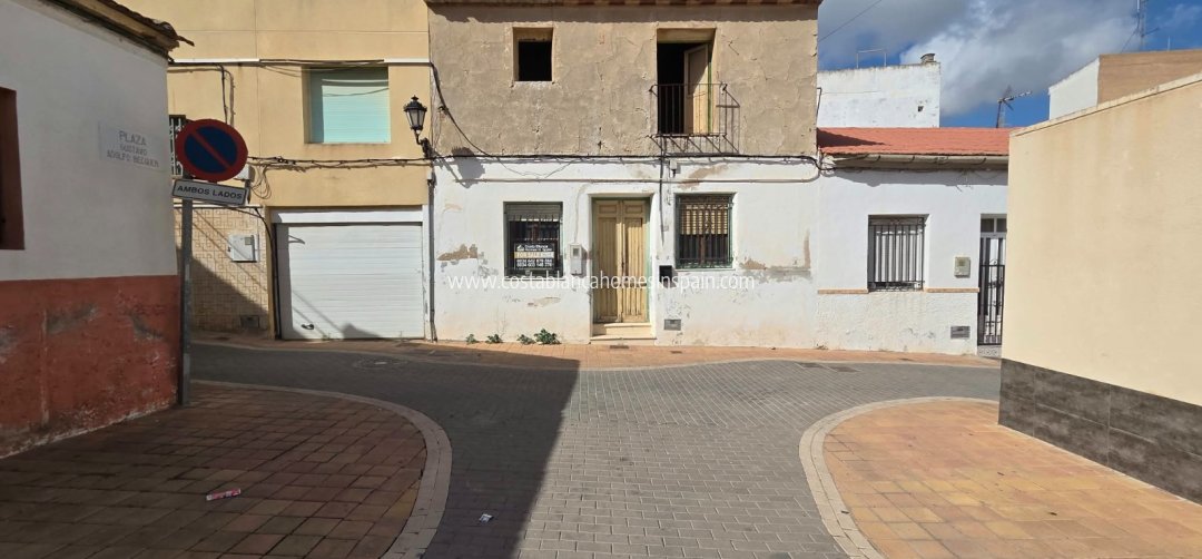 Townhouse - Resale - San Miguel de Salinas - CENTRO