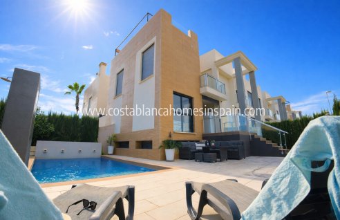 Townhouse - Sale - Orihuela - La Zenia