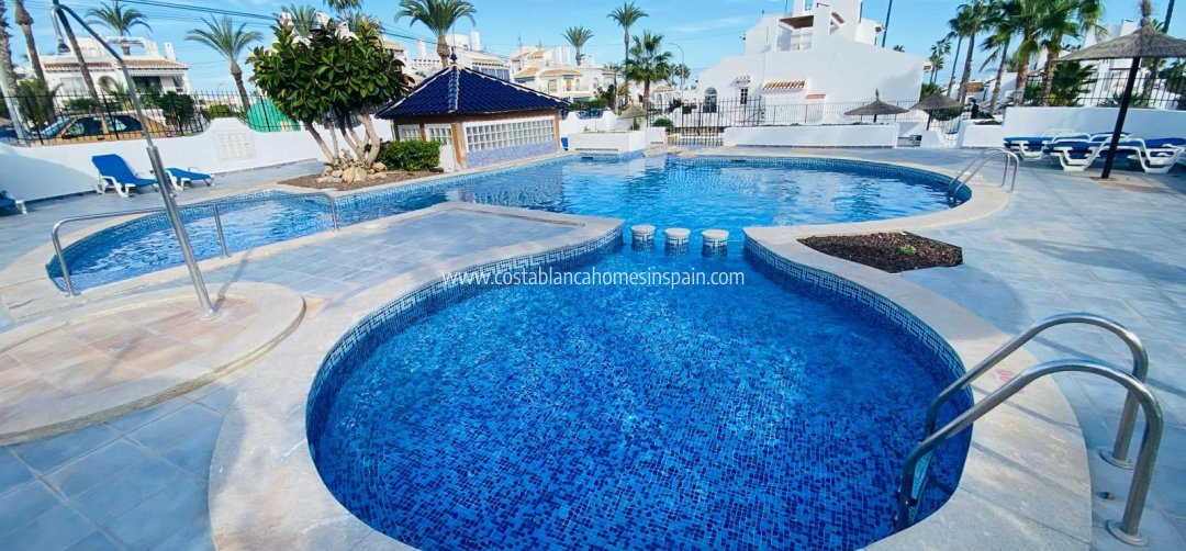 Townhouse - Sale - Villamartin - Costa Blanca