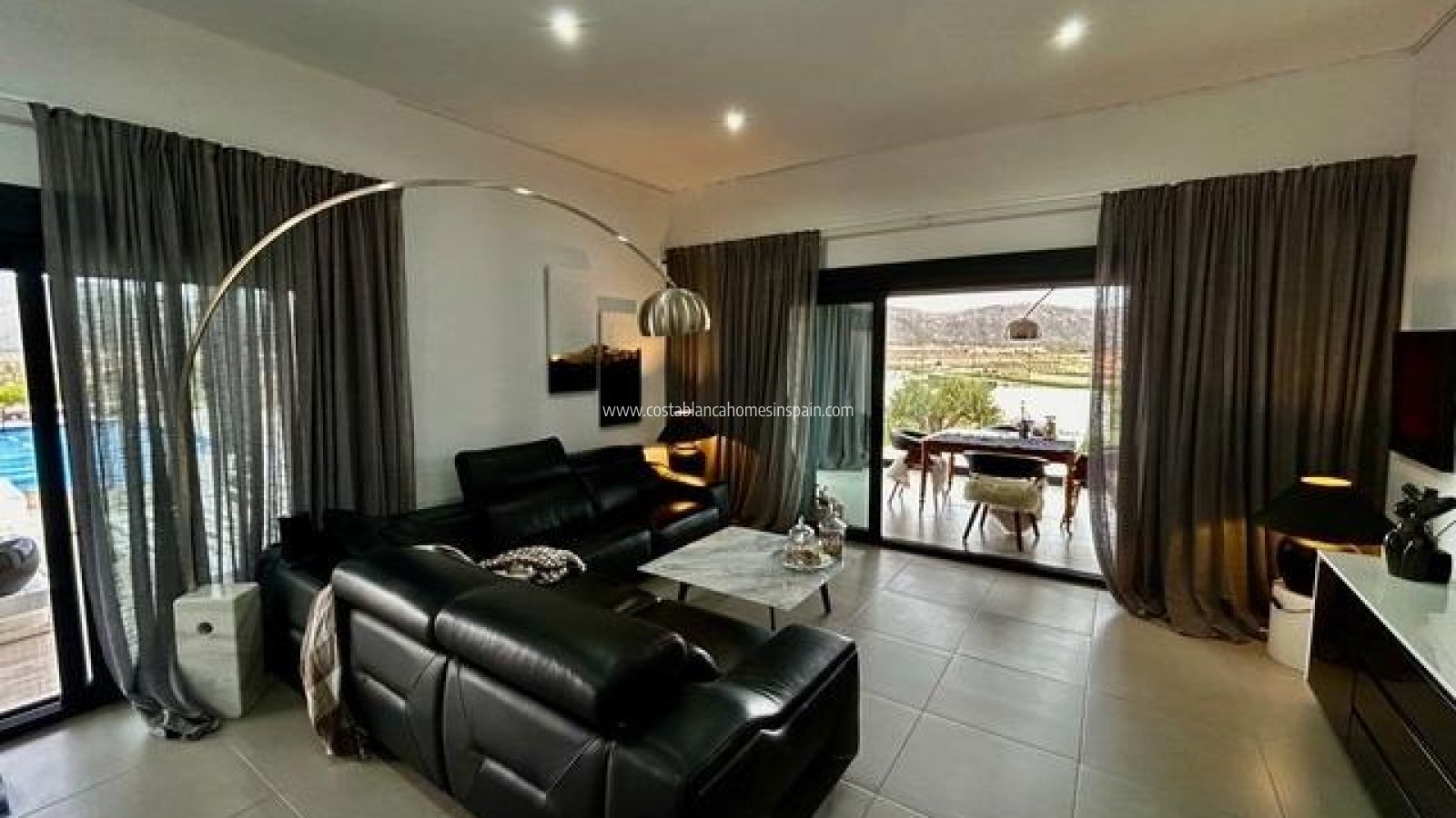 Új építésű - Detached Villa - 