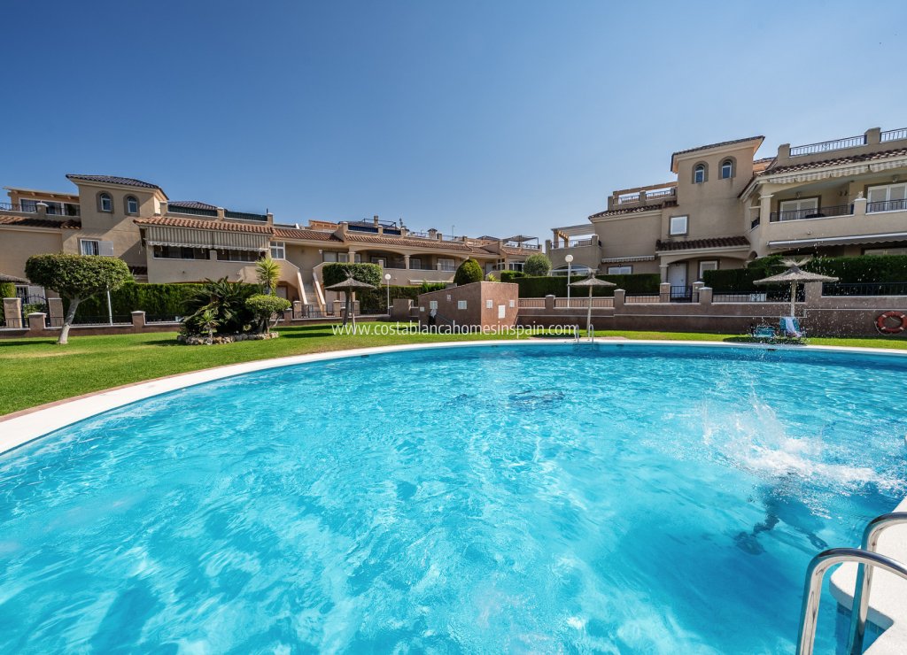 Venta - Apartment - Mil Palmeras - Riomar