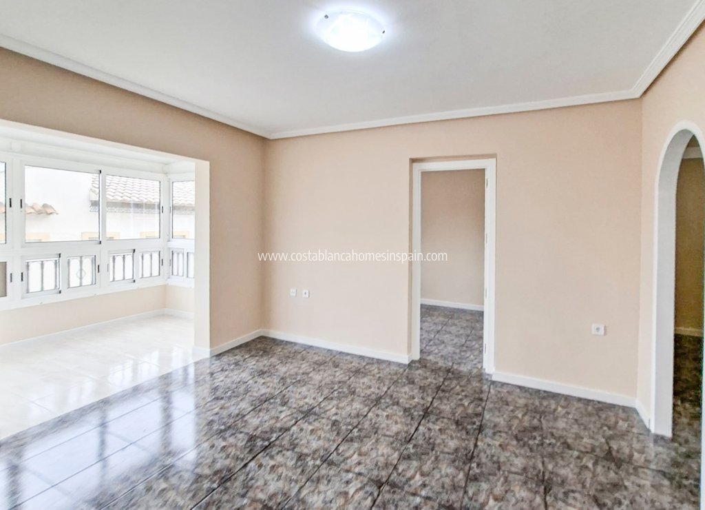 Venta - Bungalow - La Zenia