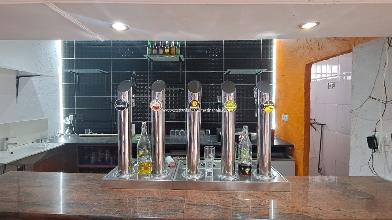 Venta - Commercial - Los Dolces - Inland