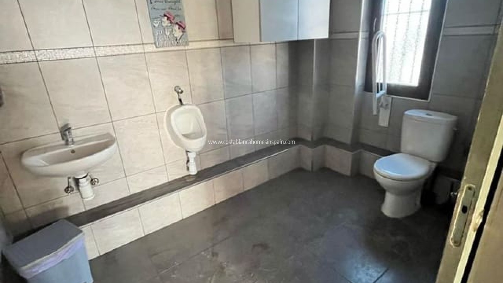 Venta - Commercial - Orihuela - Orihuela Costa