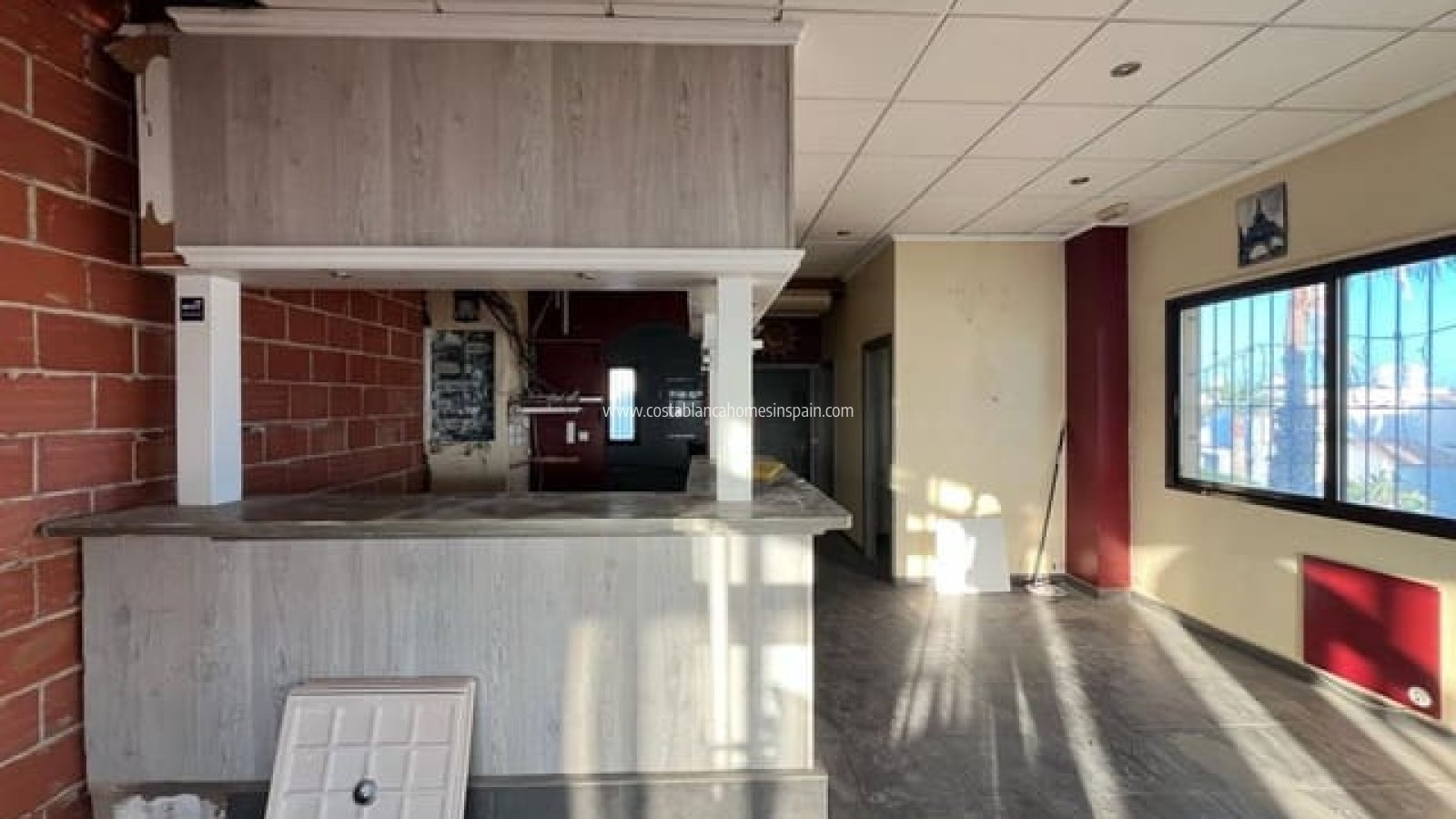 Venta - Commercial - Orihuela - Orihuela Costa