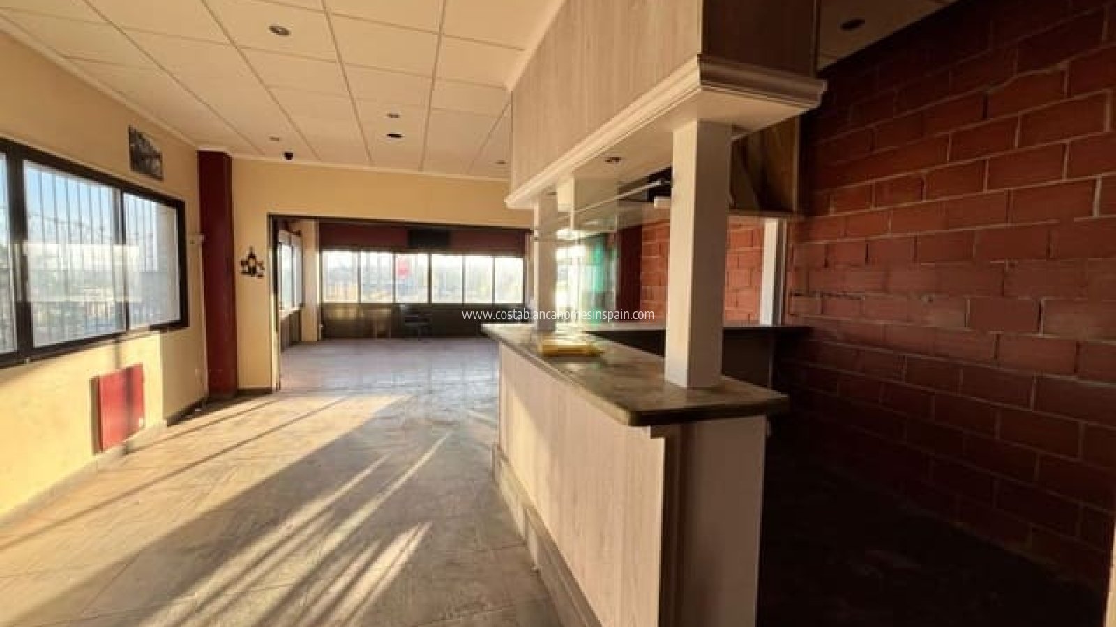 Venta - Commercial - Villamartin