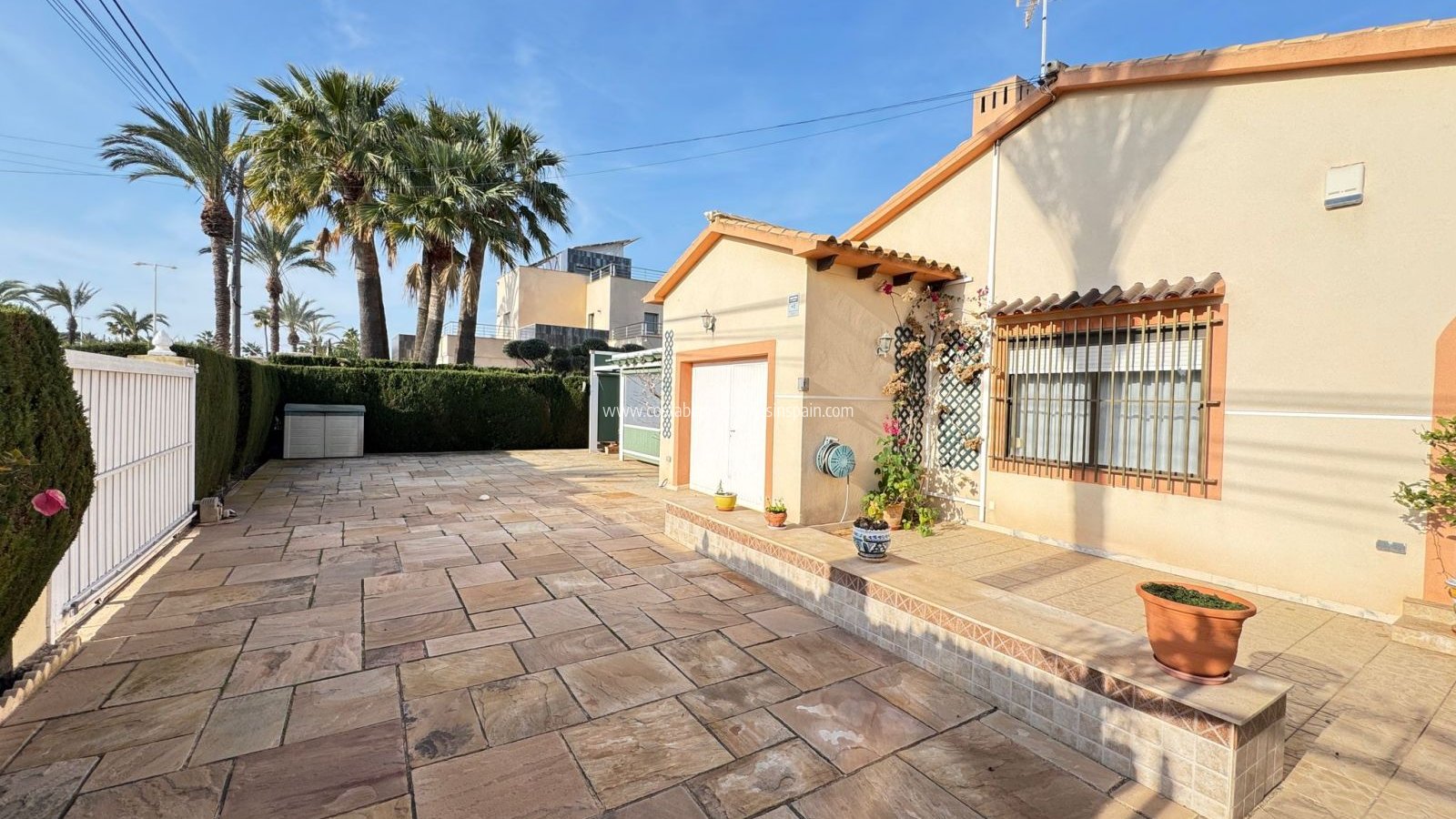 Venta - Detached Villa - Cabo Roig