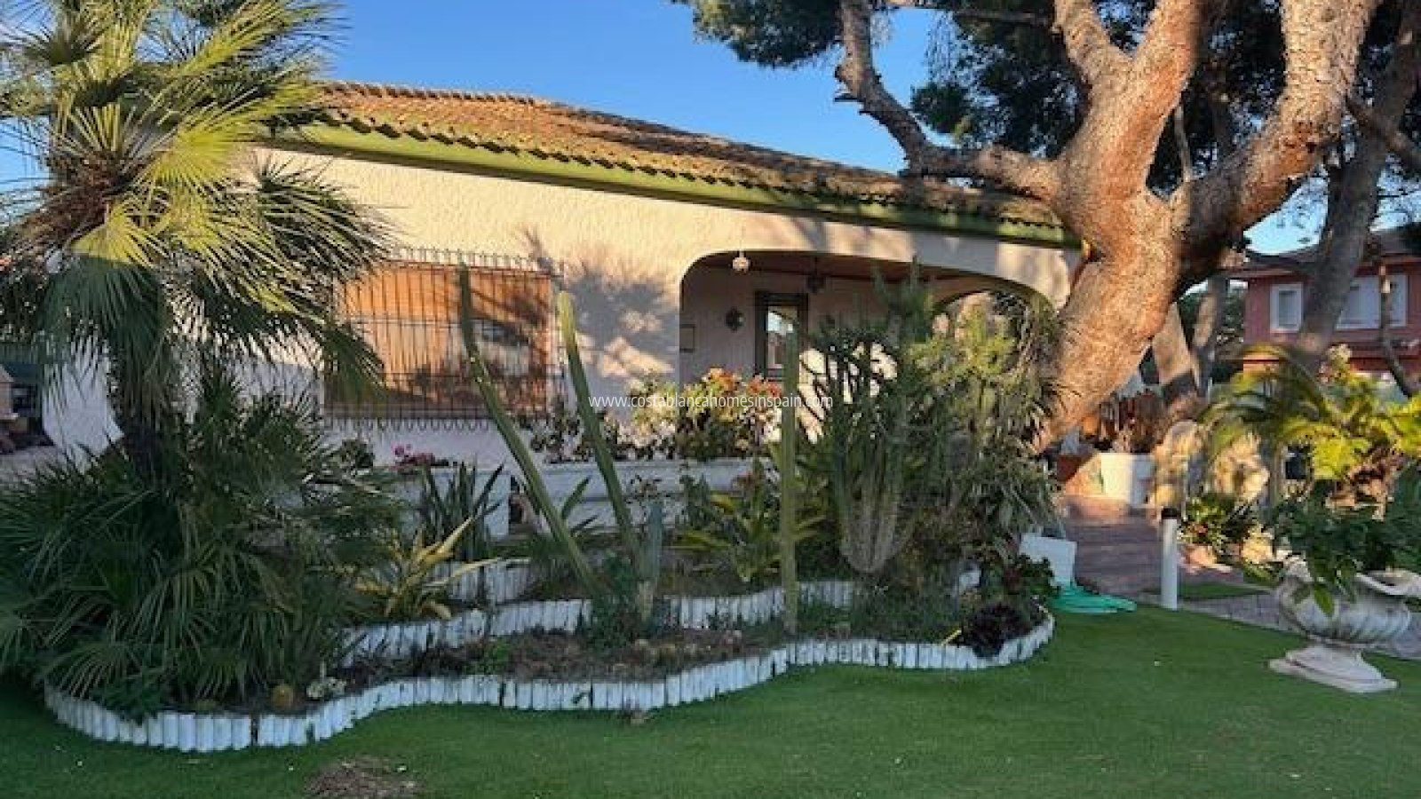 Venta - Detached Villa - Campoamor