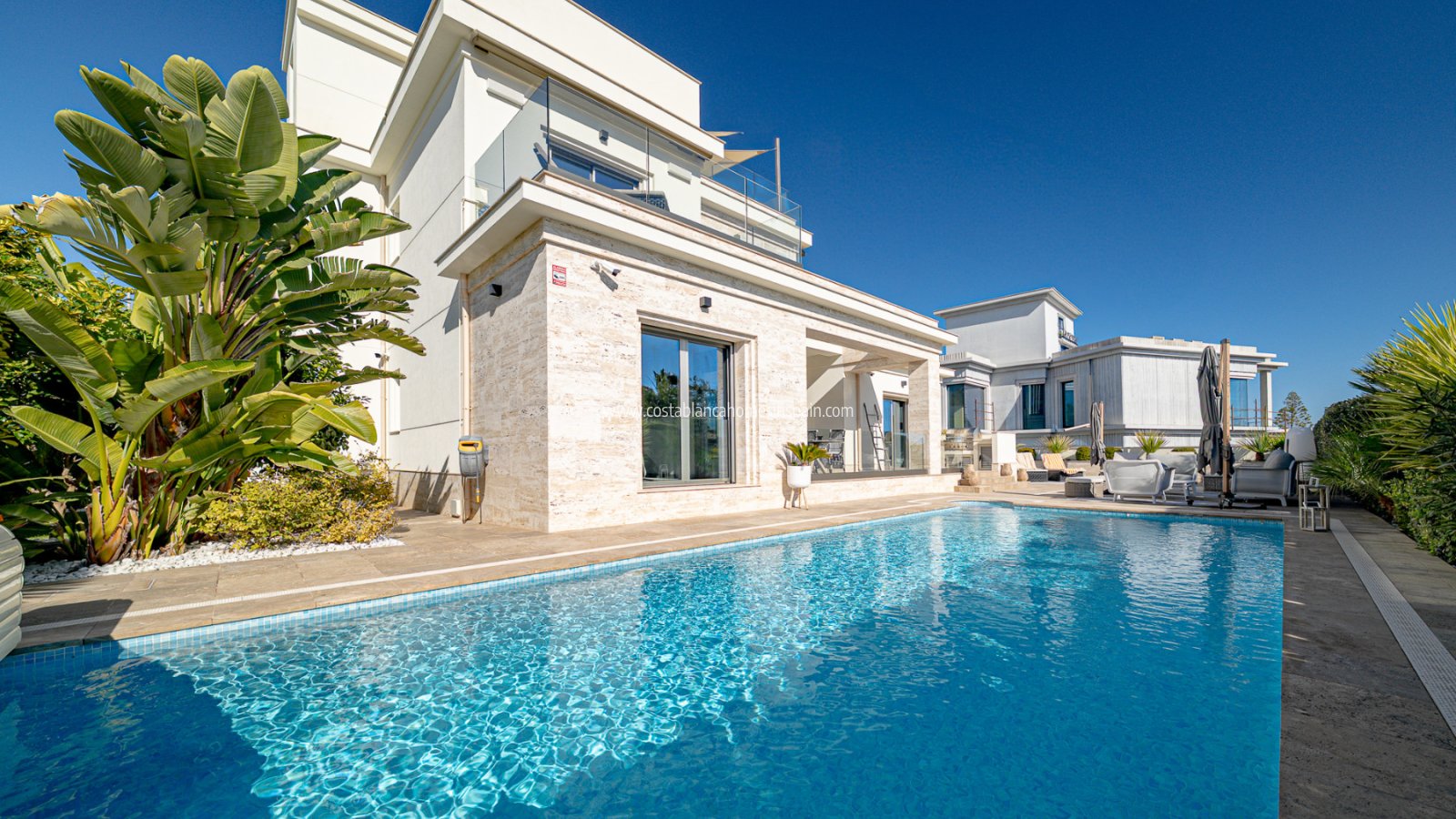 Venta - Detached Villa - La Zenia - Beachside