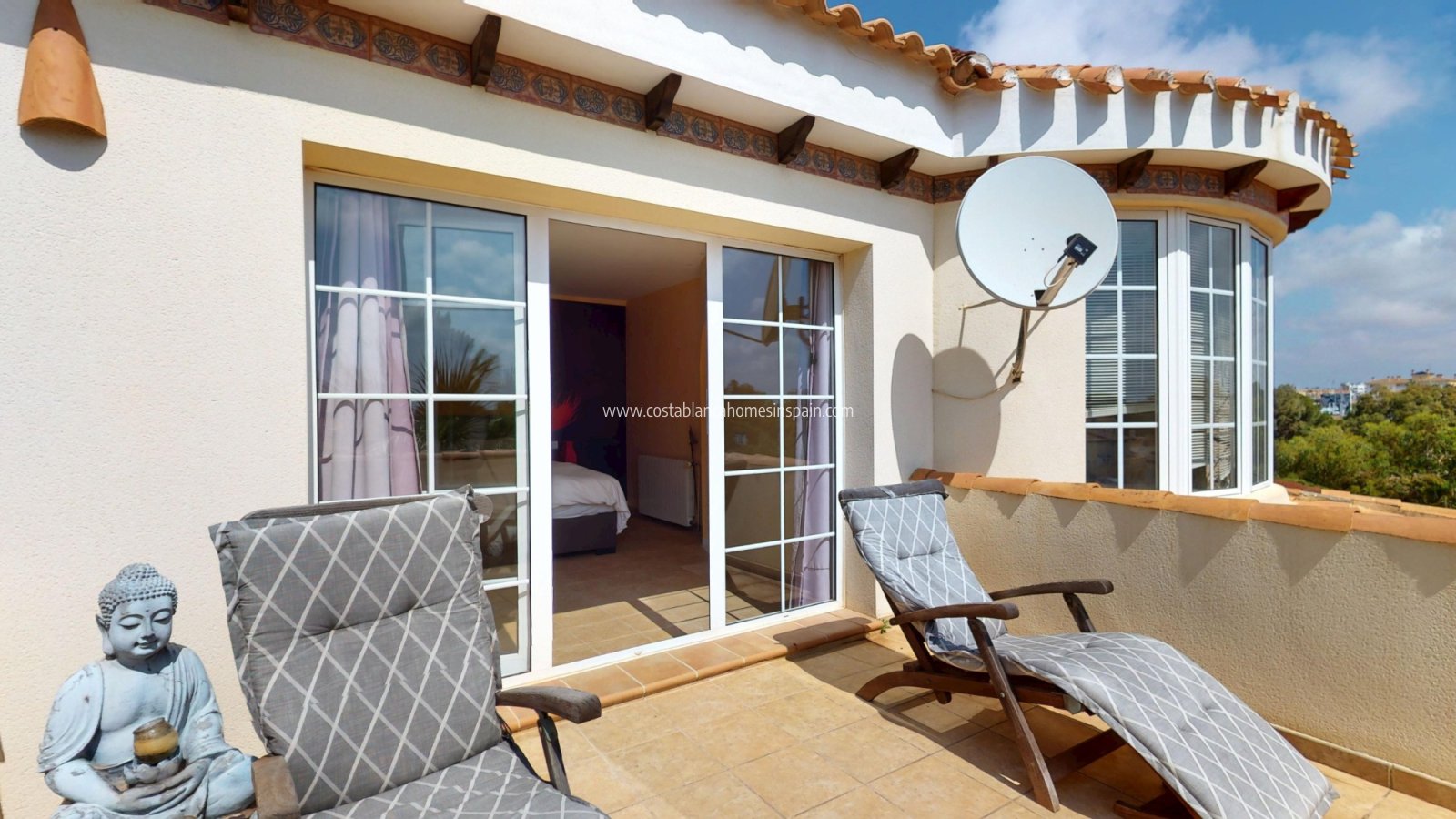 Venta - Detached Villa - La Zenia