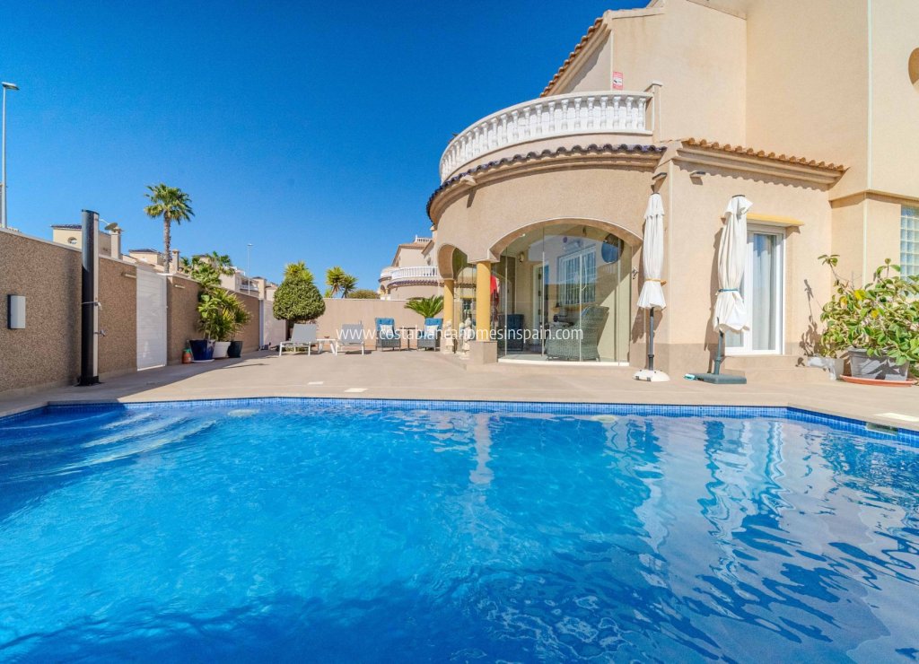 Venta - Detached Villa - Lomas de Caboroig - Lomas de Cabo Roig